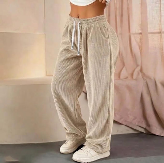 Bestseller 🏆 Einfarbige Cordhose für Damen mit geradem Bein